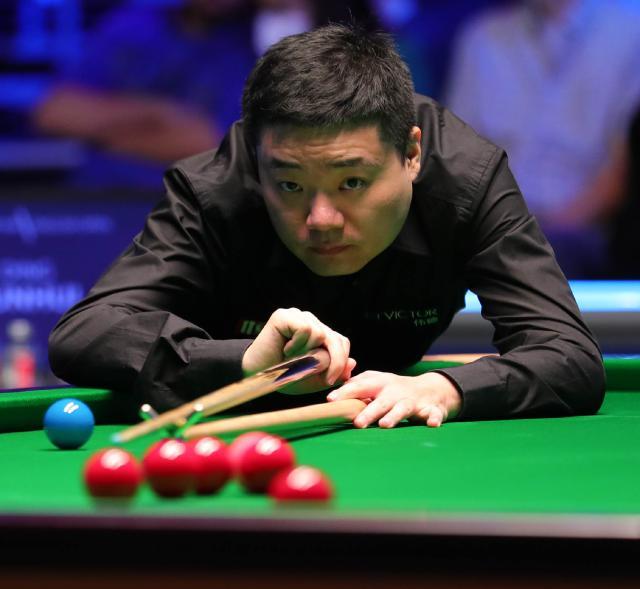 开云体育官网-威尔士资格赛丁俊晖“零封”晋级 两小将赢德比战