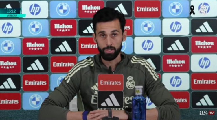 开云体育官网-阿韦洛亚：在皇马最重要的是赢得比赛，无论采用何种战术体系